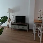 Loft 105 Apartment *